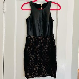 Stunning and flattering Bailey 44 combo dress